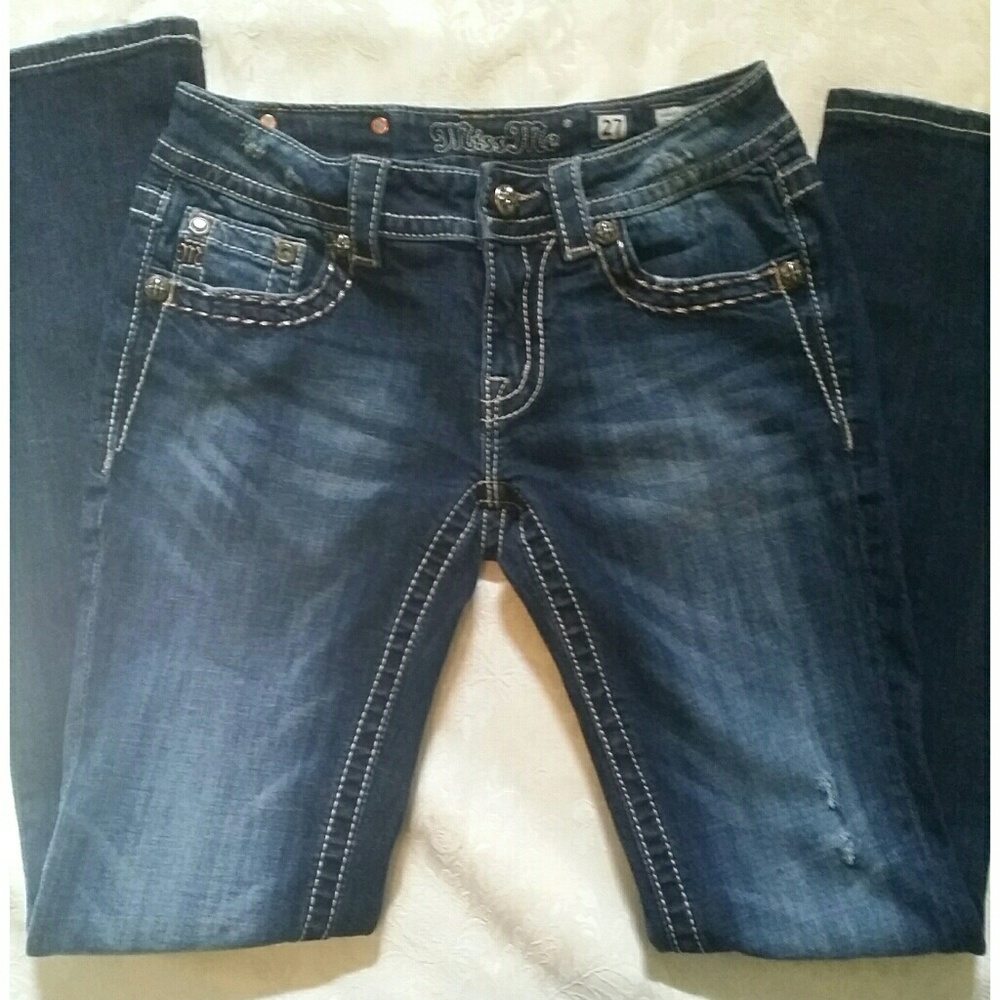 Miss Me Jean's. Blingy Straight Leg - Picture 2 of 9